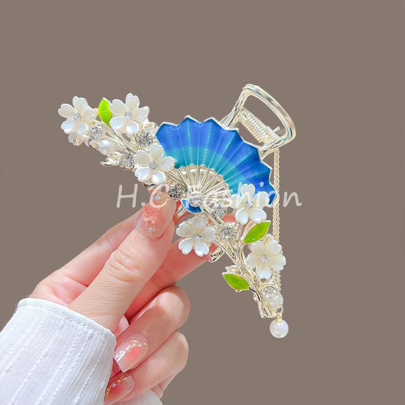 Lily of the Valley Floral Tassel Hair Claw - Ancient Style Women's Accessory