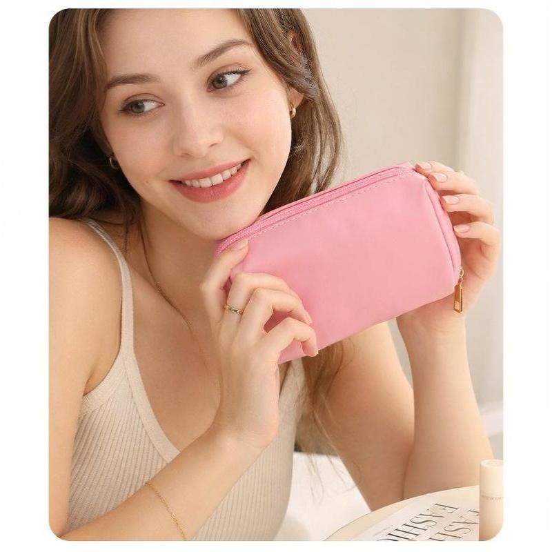Makeup Bag Lightweight Large Capacity Waterproof Portable Cosmetic Storage Bag for Women Daily Commute Weekend Getaway