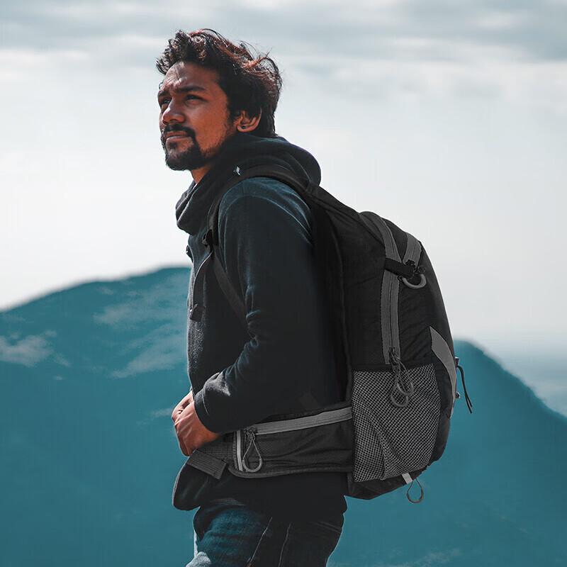 WestBiking Lightweight Cycling Backpack