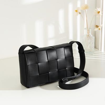 Bag Messenger Bag Women's Fashion Casual Woven Shoulder Bag New High-end Simple Small Square Bag Women's Wholesale