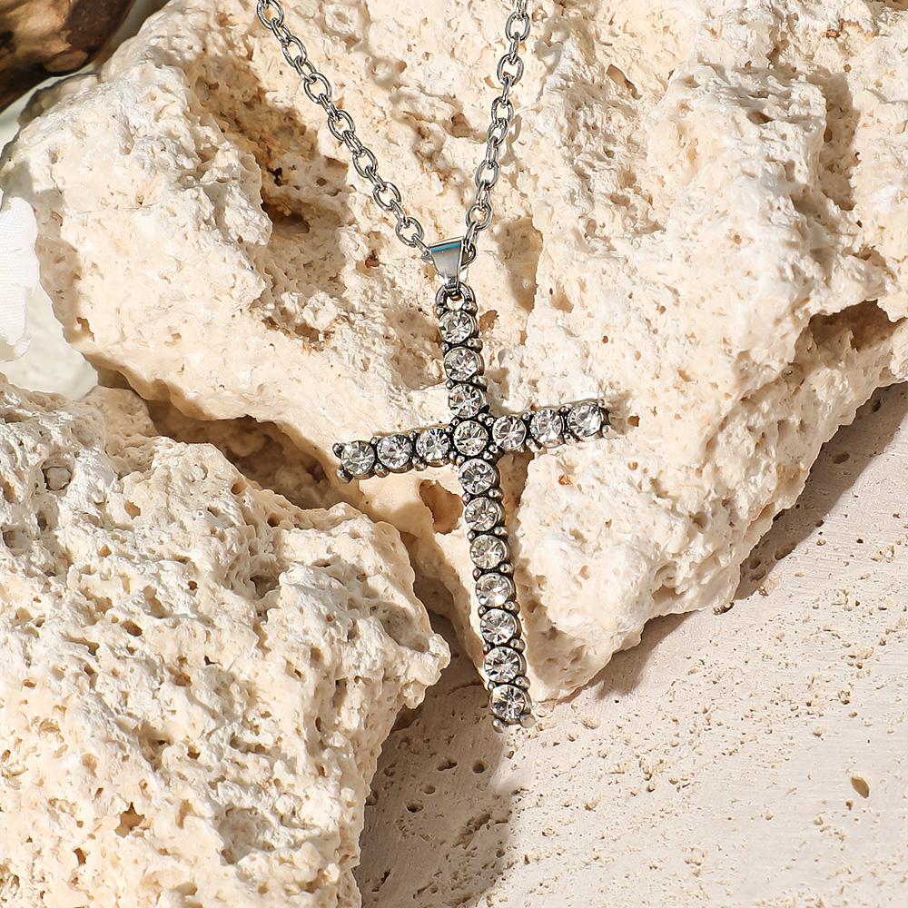 1 Pcs Cross Pendant Necklace With Rhinestone Antique Silver Party Decors Hip hop Gift Idea for Women, Girls, Valentine