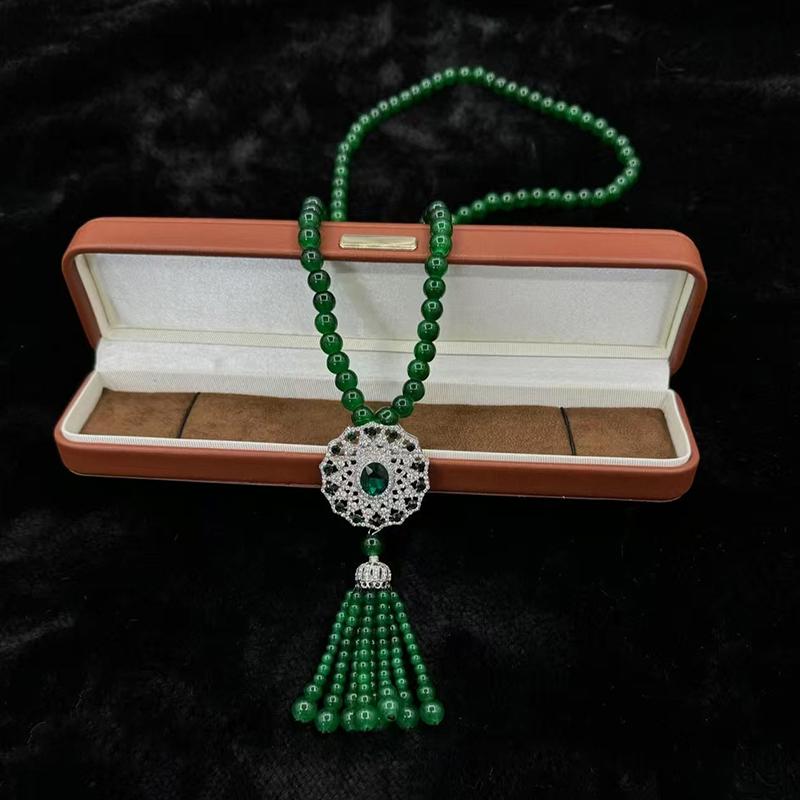 New Chinese Style Retro Versatile Necklace Jewelry Clothing Pendant Green Crystal Pendant