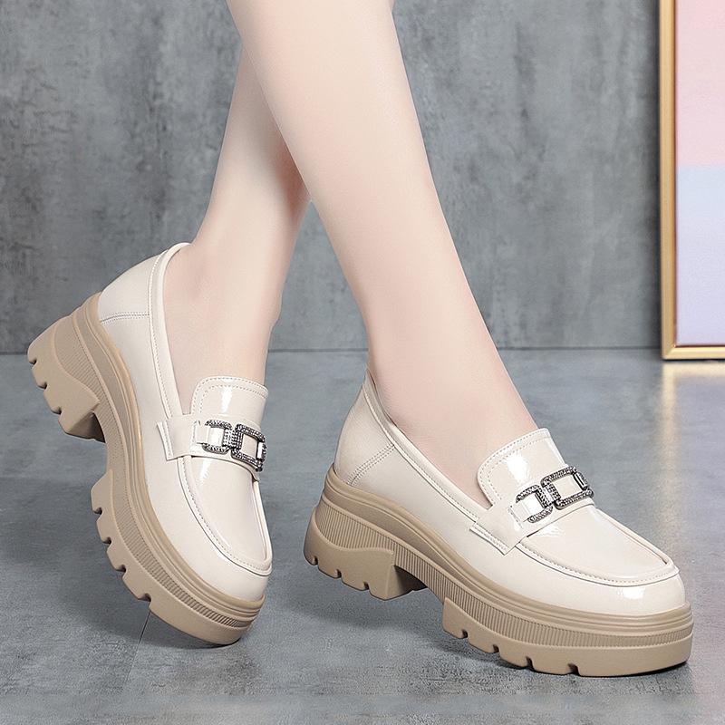 Platform Loafers New Women's Shoes Soft Leather Thick Heels British Small Round Toe Metal Decoration White Leather Shoes