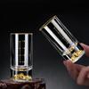100 ml Whiskyglas mit dickem Boden, 2er-Set, Baijiu-Becher, klassisches Wodkaglas mit Goldfolie, luxuriöser Spirituosenbecher mit goldenen Skalenlinien