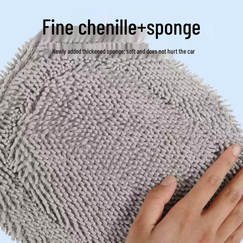 

Retractable Curved Car Wash Mop with Soft Bristles - Car Cleaning Brush Tool.