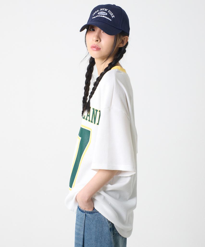 UNKNOWN PLANET V-Neck Planet Rugby Tee White
