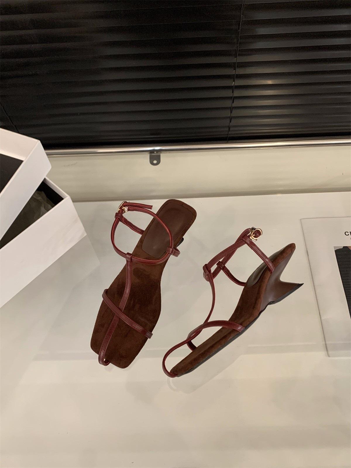 

Красные босоножки на танкетке на высоком каблуке, туфли феи, новинка лета 2025, французская ниша, туфли для ношения с юбкой 39 бордовый