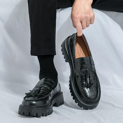 Mode 2025 Dicke Sohle Herren Slipper Loafer Walking Elegant Designer Business Schuhe Luxus Hochzeitsschuhe Mode Quaste Kleiderschuhe