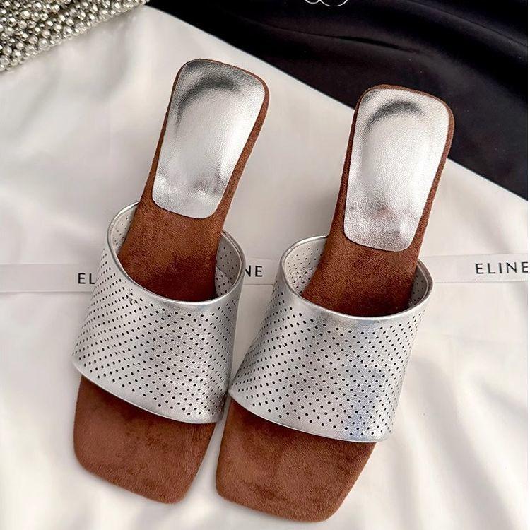 Silver open-toed hollow thick heel casual cool slippers women's 2025 summer wedge heel medium heel niche French women's shoes summer