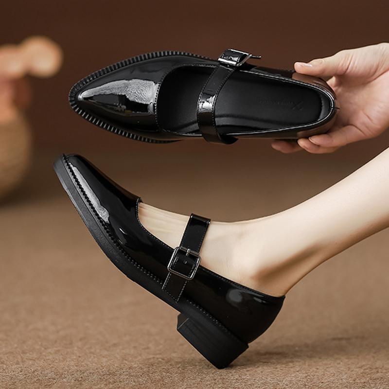 Fashion Patent Leather Buckle Strap Oxfords Woman Pointed Toe Shoes Low Heel Flats Ladies Mary Janes Lolita Derby Loafers Femme Sneakers