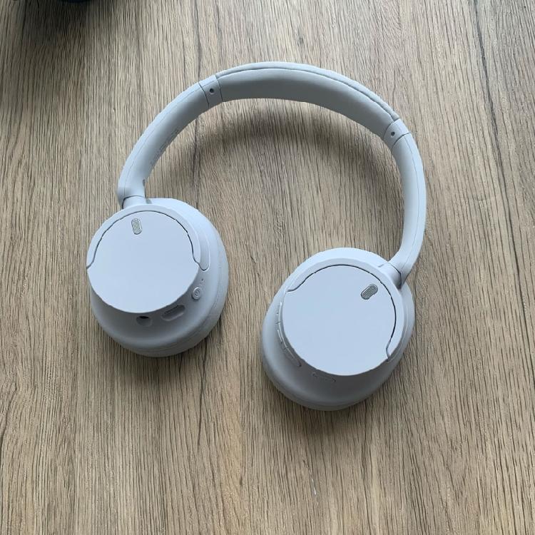 Breathable Protein Leather Headband Protector Sleeve For WH-CH720 CH710N Headphone Ensuring Secure and Comfortable