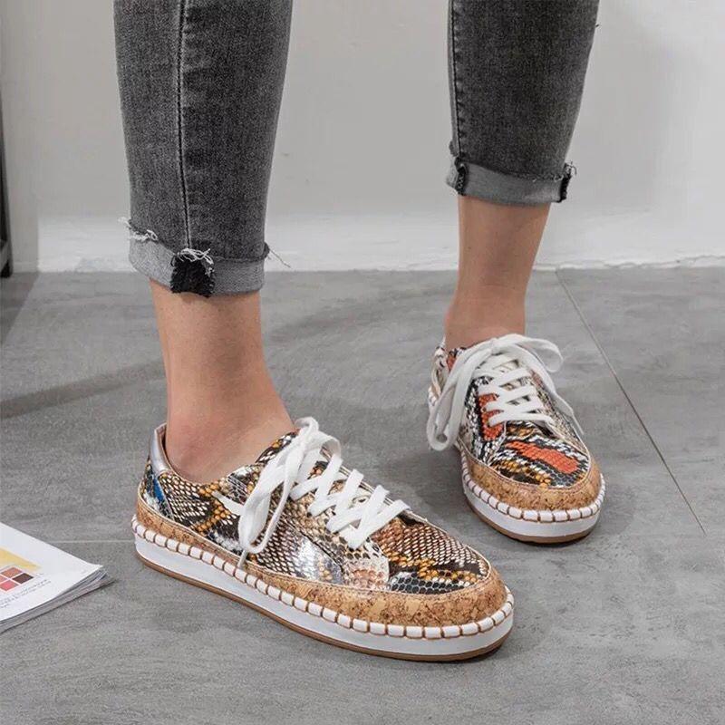 Large Size Lace-up Flat-soled Single Shoes Women's Spring and Summer New Large Size Snake Pattern Platform Casual Shoes