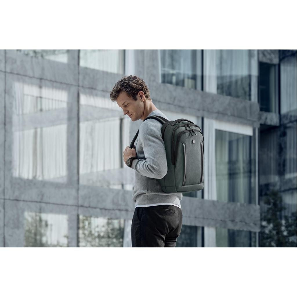 Victorinox Altmont Professional Kompakter Laptop-Rucksack mit abnehmbarem und einfachem Design für Business Enthält ein spezielles Fach für 16L Storm