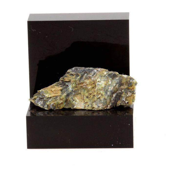 Retinalite 13.4 carats