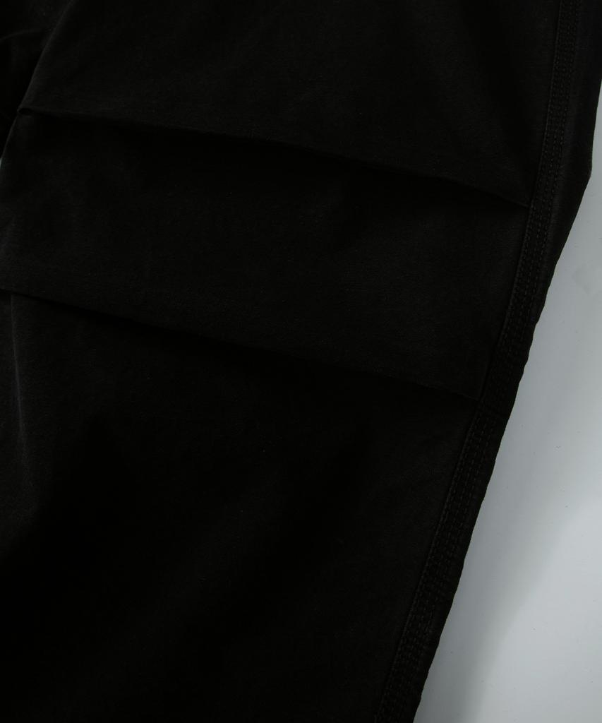 Aejeuon Nell Parachute Pants / Black