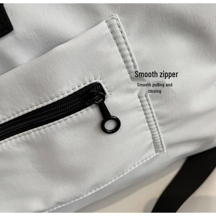 Lightweight Waterproof Duffel Bag for Fitness, Yoga, and Sports – Crossbody Barrel Design