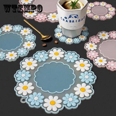 Tavolo da pranzo in silicone Tovaglietta Sottobicchiere Accessori da cucina Tappetino per tazze Bar Tazza Fiori Tamponi per bevande