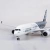 1/42 Scale 47CM Airplane A350 XWB Aircraft 350 Carbon fiber Aviation Airline W Light and Wheel Diecast Resin Plane Model Collect