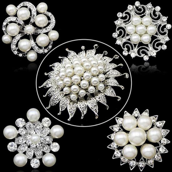 Faux Pearl Flower Brooch Collar Pin Rhinestone Crystal Bridal Jewelry Present