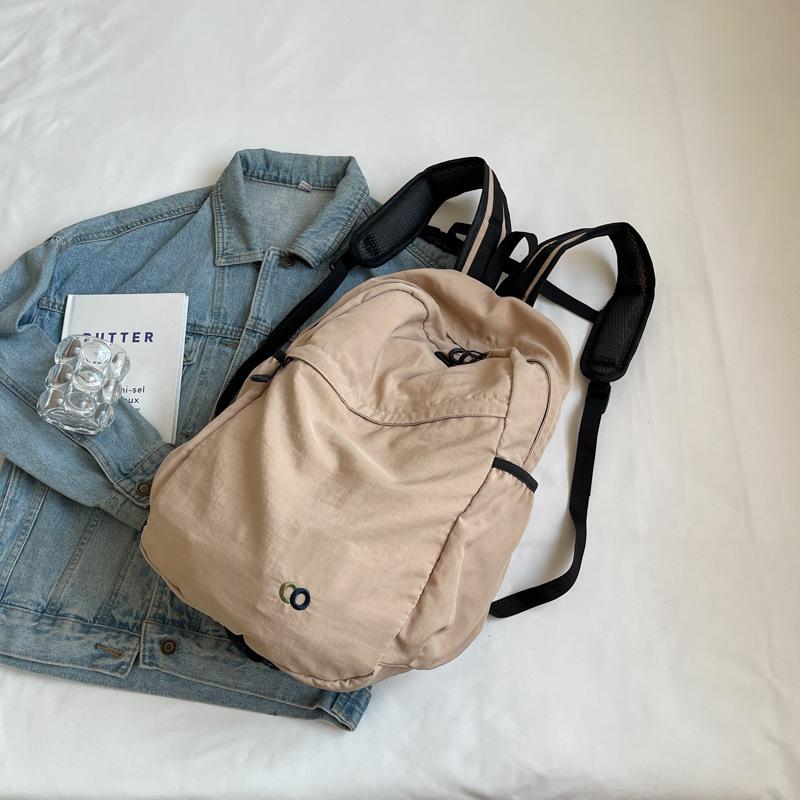 

тот же рюкзак корейская версия нового рюкзака женский рюкзак большой вместимости ретро рюкзак из ткани Оксфорд женский хаки