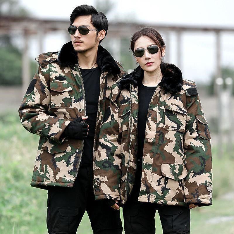 Men's and Women's Army Green Camouflage Winter Coat, Cotton-Padded, Mid-Length, Plus Velvet, Thickened for Cold Protection.