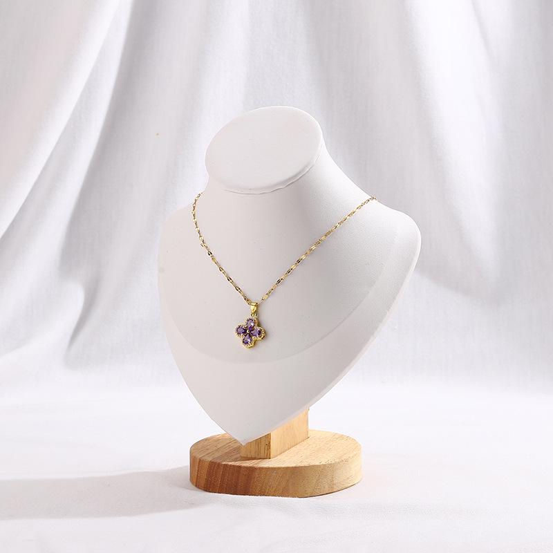 Portrait Pendant Stand: Necklace & Jewelry Display Rack