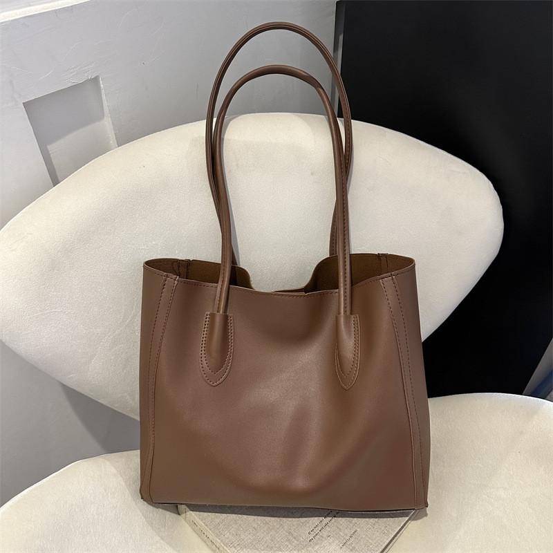 Fashionable Minimalist Shoulder Bag Vintage Unique Large Capacity Tote Bag For Fall