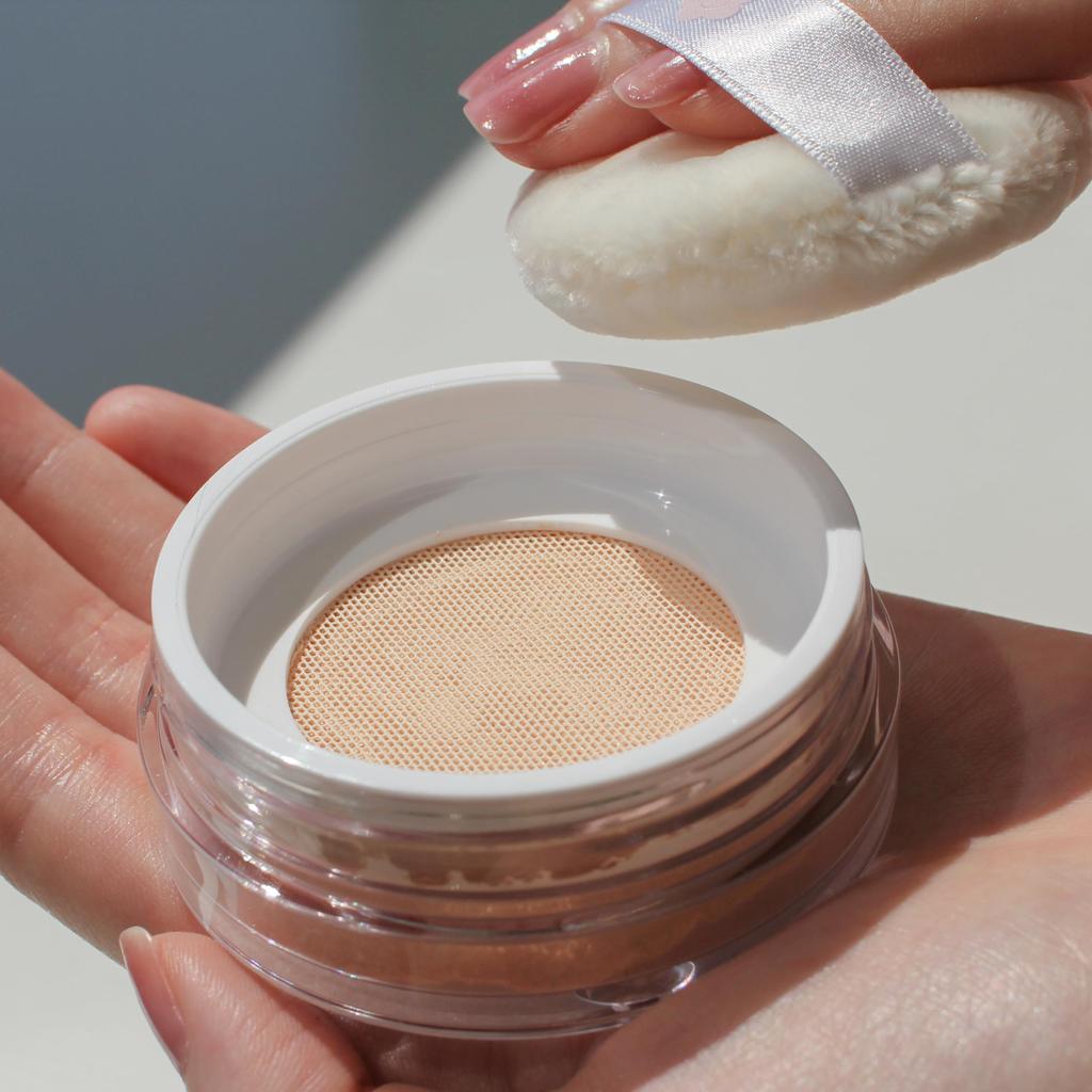 DAISY DOLL by MARY QUANT Loose Powder This Translucent Pearl Powder Creates a Translucent It Brightens and Tones Up Your Moisturizing It and Prevents