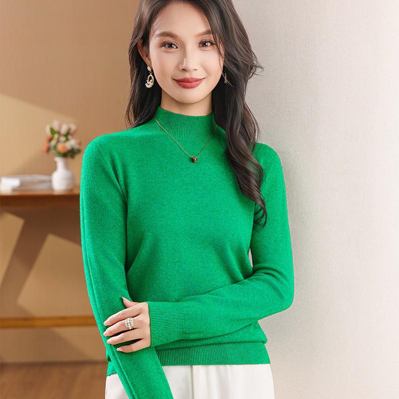 Women's Slimming Half-High Neck Knit Sweater - Long Sleeve Stylish Base Layer for Autumn/Winter 2026