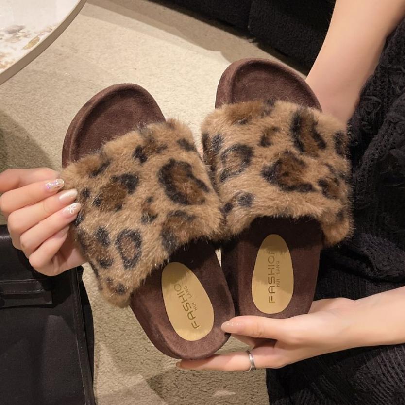 Winter Women’s Fur Slippers Indoor Furry Fuzzy Shoes Home Cozy Warm Slides Women Flip Flops Soft Sole Tongs Femme Claquette Luxe
