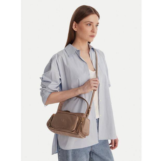 Сумка Calvin Klein Pocket Nylon Bag One Size 17250₽