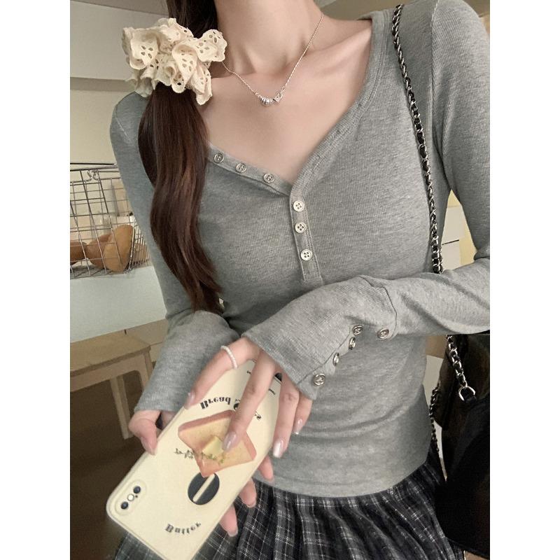 Christmas sweet red V-neck long-sleeved bottoming shirt for women in autumn and winter new pure lust hot girl inner wear slimming top