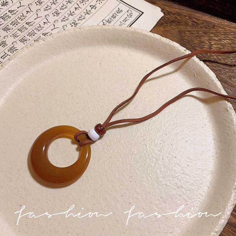 Colier Etnic Stil Ghioc de Stejar: Accesoriu de îmbrăcăminte unisex din bumbac și in țesut manual