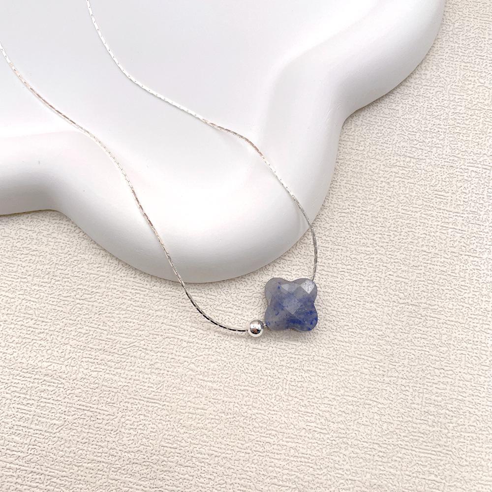 Lucky Four-Leaf Clover Necklace: Women’s Simple Fashion Jewelry with Natural Stone Crystal.