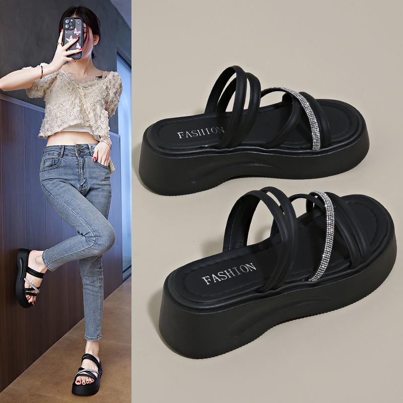 Muffin super fire one-word drag 2025 summer new thick-soled Roman sandals female sandals two wear fairy wind beach shoes