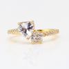 Goldener Glänzender Doppelherzring - Eleganter Modischer Herz zu Herz Liebesring, Perfektes Muttertagsgeschenk