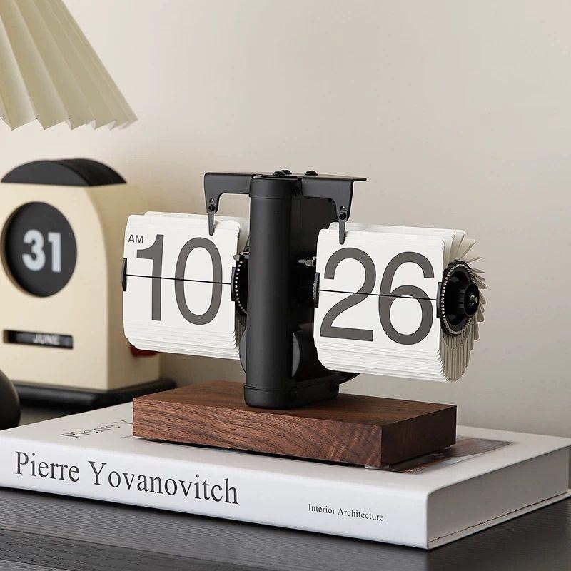 Mechanische Automatische Seite Ästhetische Wendung Uhr Figuren Heim Arbeitszimmer Digital Tischuhren Dekoration Wohnzimmer Luxus Ornamente Lustige Geschenke