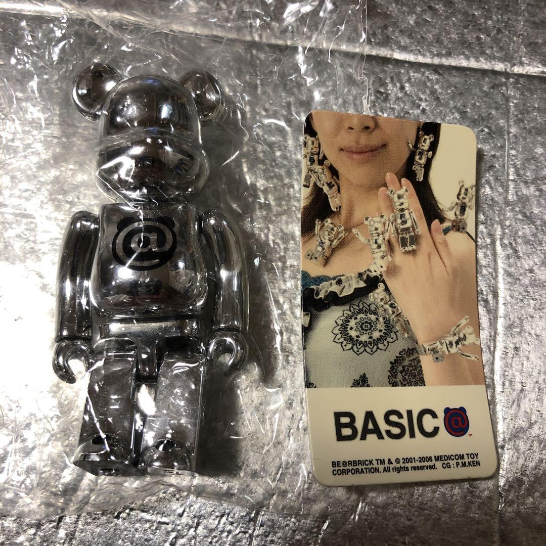 

[Б/У] BASIC@ Bearbrick Серия 13 Серебряный 2006