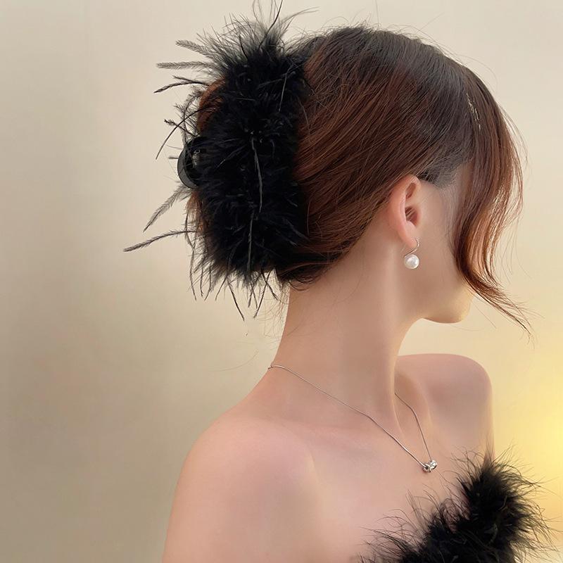 Feather grab clip Female ostrich hairpin Back of head Hair accessories clip 2025 New Mao Mao hairpin Shark clip