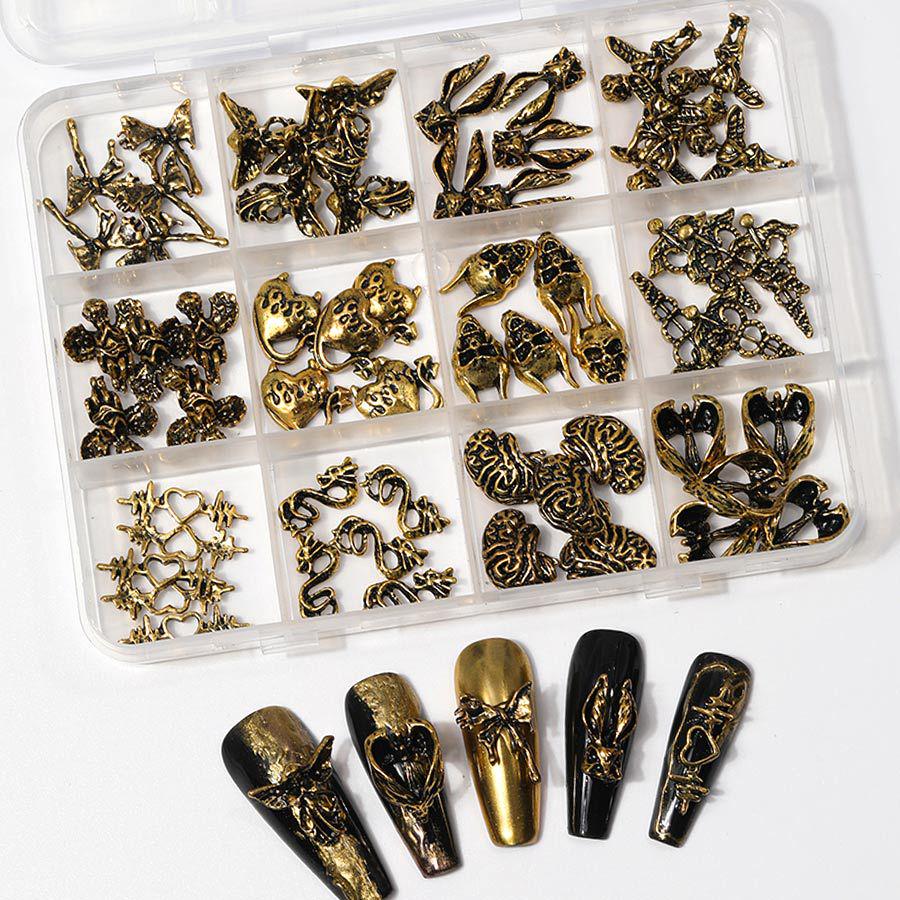 2024 Halloween Nagelkunst Set: Totenkopf, Geist, Spinne & Fledermaus Legierungsdekorationen