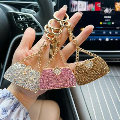 Krabičky na mince, svorky, přívěsky – Přívěsky