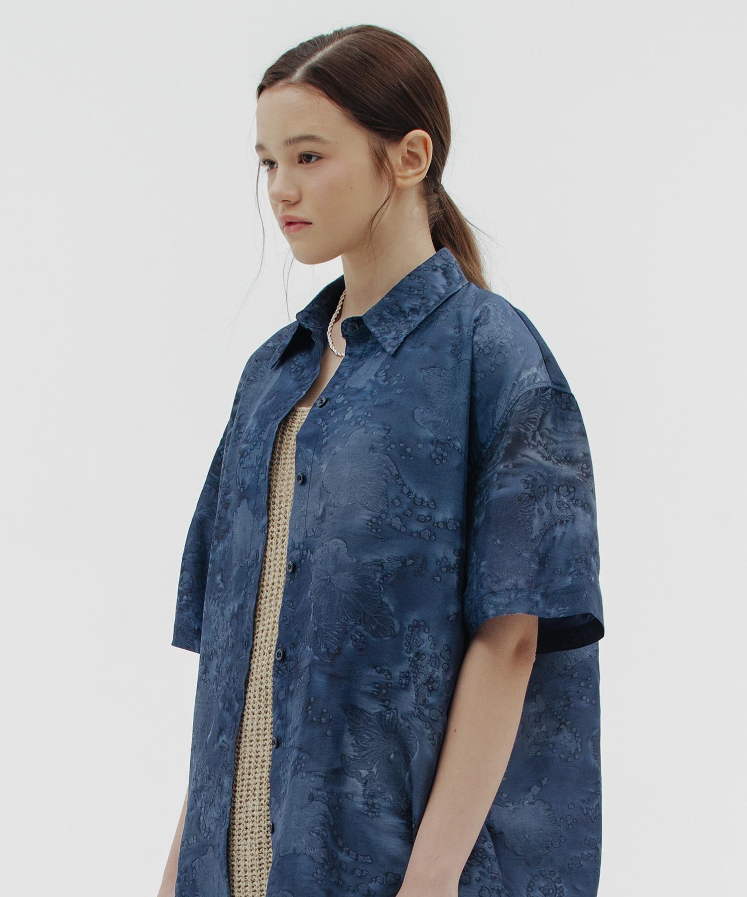 Sinking Deeper Wide Short Sleeve Shirt (Navy)