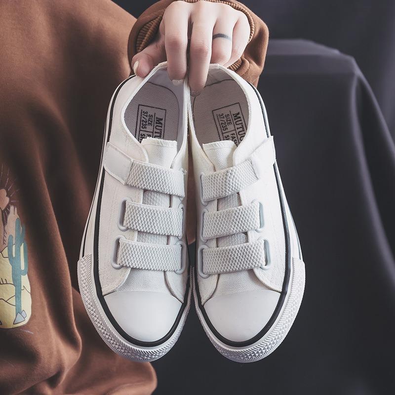 Low-top Canvas Shoes Women's Velcro Spring New Buckle Little White Shoes Student Cloth Shoes Women's Lazy Shoes