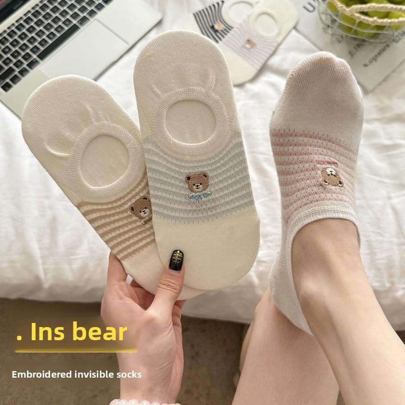 Female Spring and Summer Embroidery Bear Thin Silicone Non Slip Sweat Absorption Breathable Heel Socks