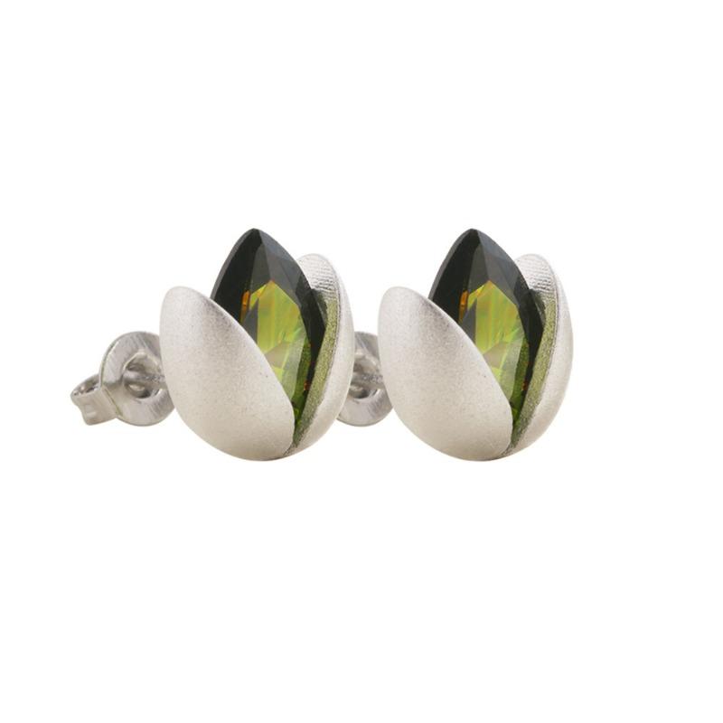 Women Dainty Luxury Simulated Food Pistachio Pendant Clavicle Chain Necklace