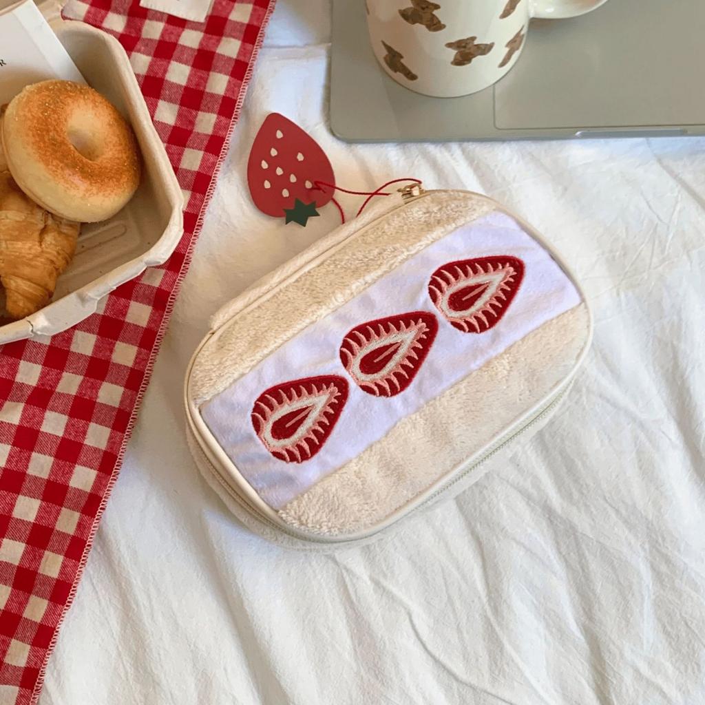 Strawberry Sandwich Makeup Bag Portable Large Capacity Women Multifunctional Plush Toiletry Cosmetics Case