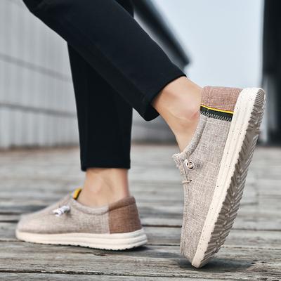Mocasines casuales de lona, nuevos zapatos casuales transpirables para hombre de suela plana, zapatos de tela holgados de talla grande, perezosos, ligeros, de suela blanda