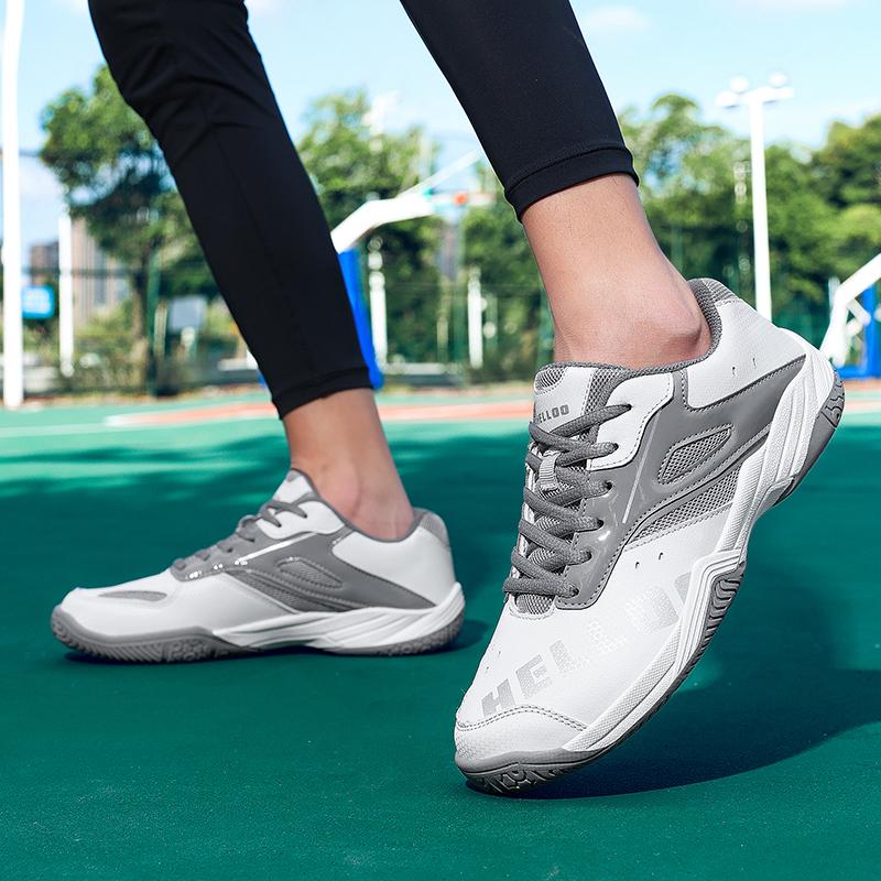 New Lightweight Badminton Shoes for Men and Women, Suitable for Outdoor Fitness and Volleyball, Sizes 36-45
