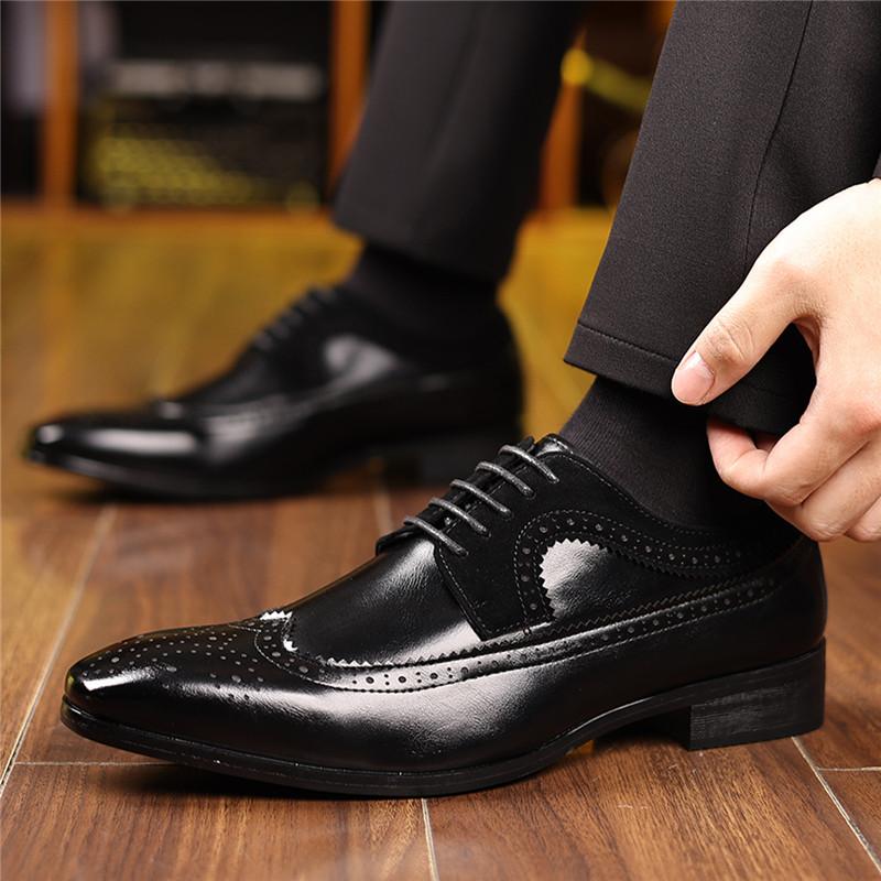 Men's Dress Shoes Classic Retro Brogues Leather Shoes Lace Up Oxford Footwear Luxury Wedding Party Shoe Men Casual Leather Shoes