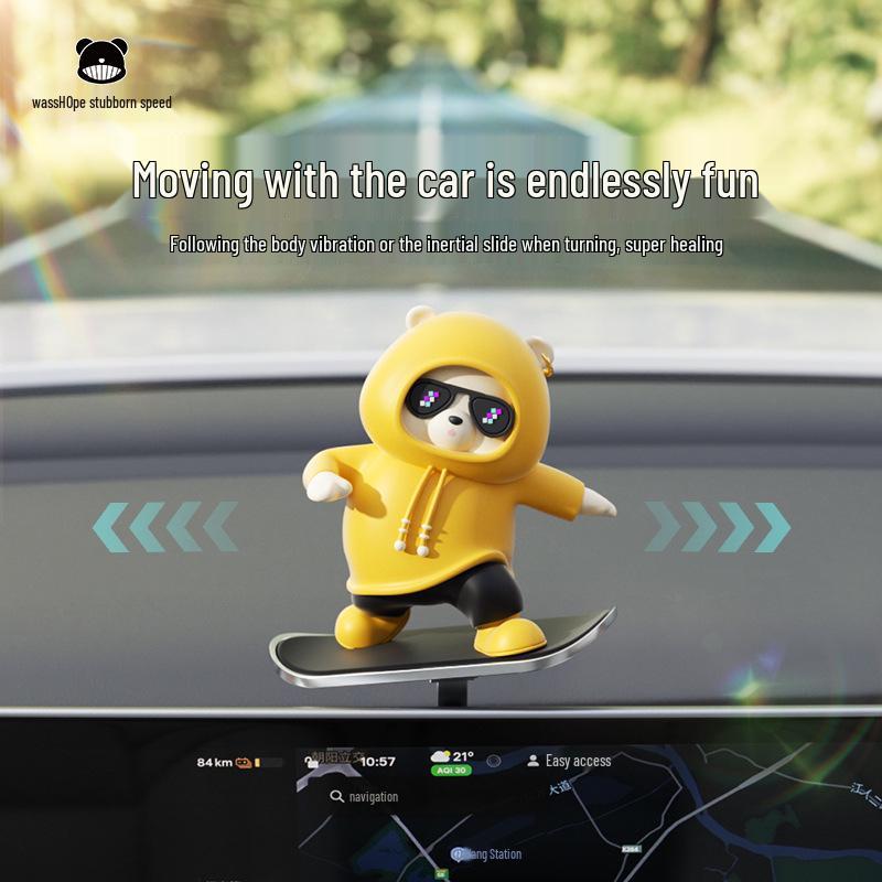 Bear Skateboard Car Ornament: Dashboard Center Console Cartoon for New Cars